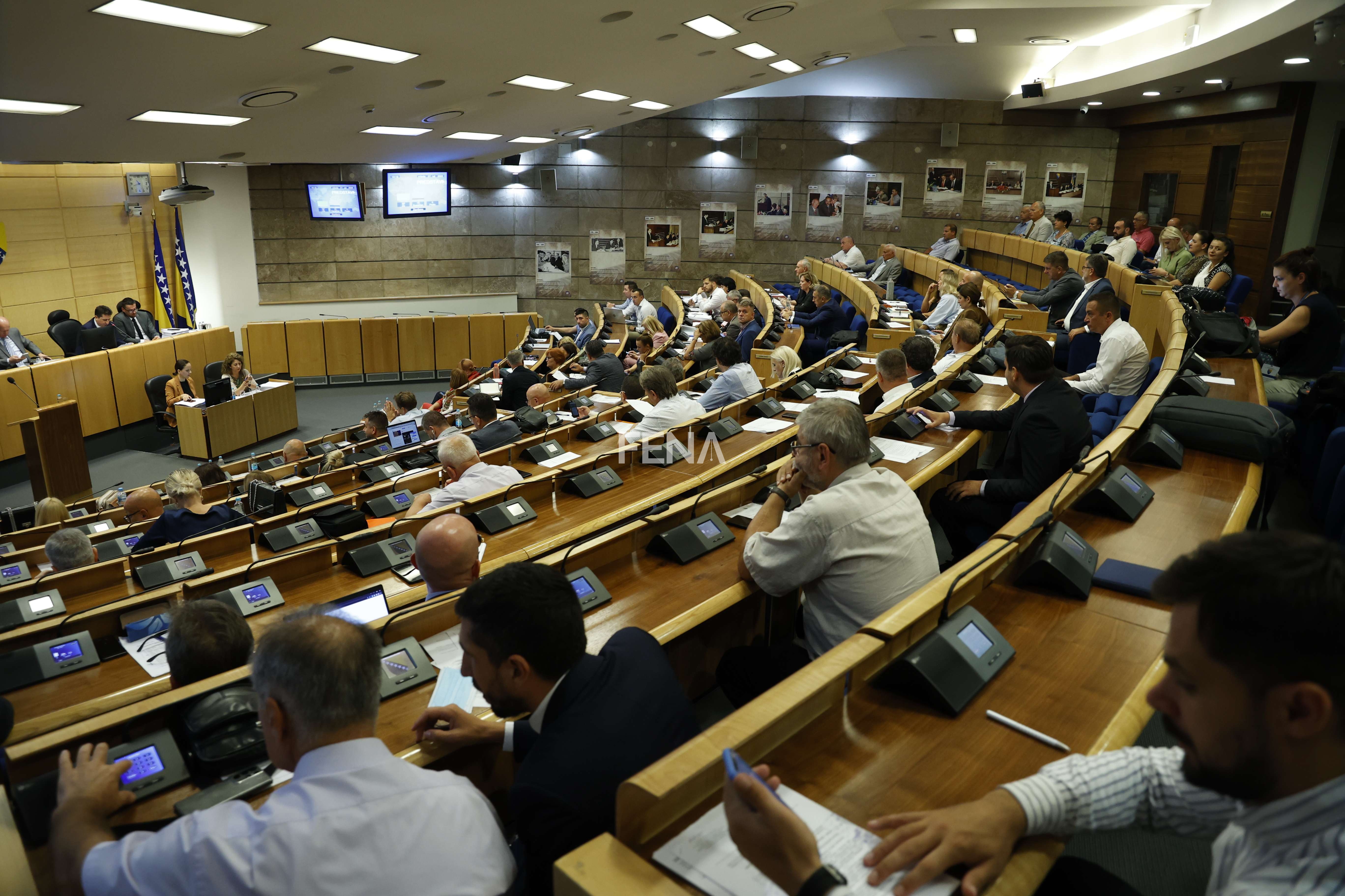 Zastupnički dom Parlamenta Federacije BiH okončao dvodnevnu sjednicu - odobren Nacrt zakona o zaštiti civilnih žrtava rata